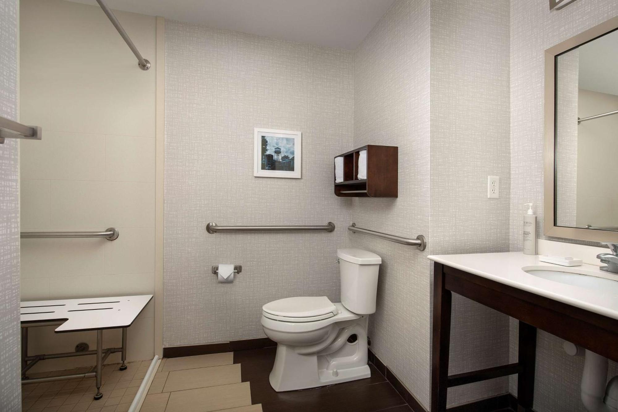 Hampton Inn Clinton Exterior foto
