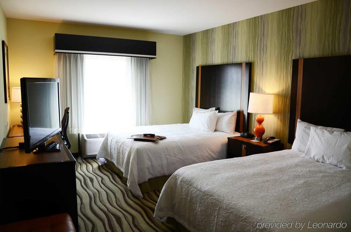 Hampton Inn Clinton Exterior foto